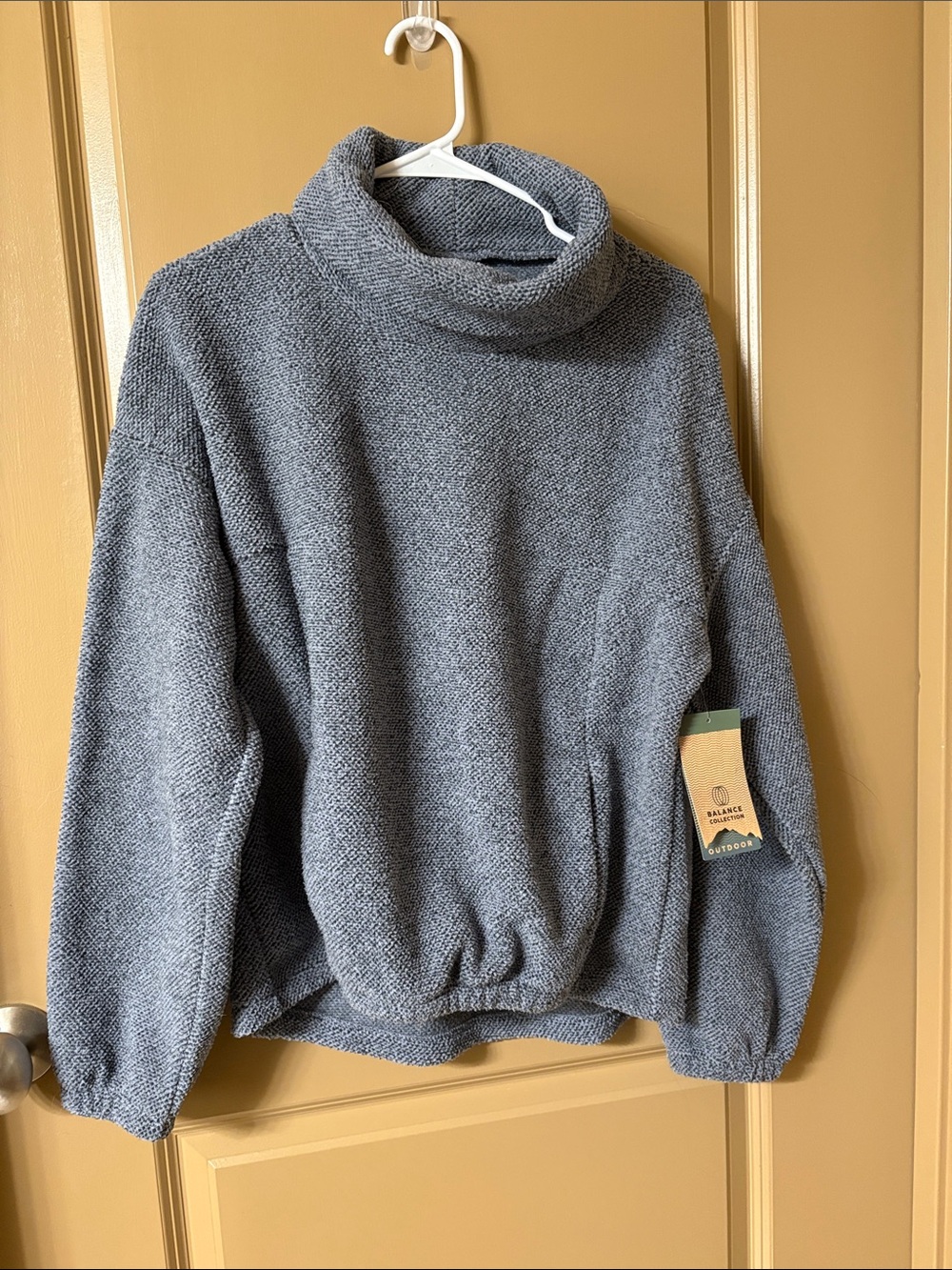 Balance Collection Women's Gray Teddy Jacket